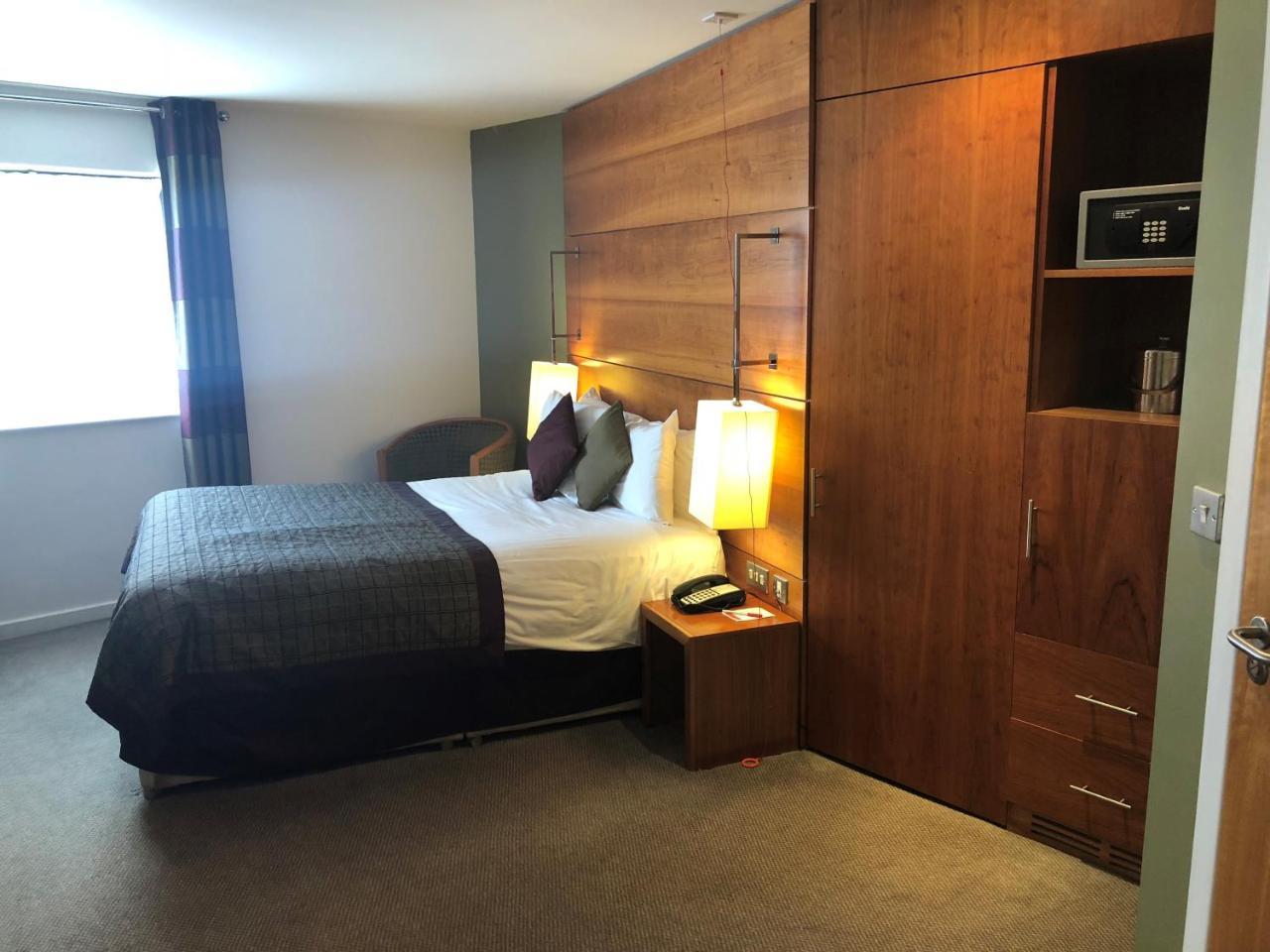 מלון Ramada Plaza רקסהאם מראה חיצוני תמונה